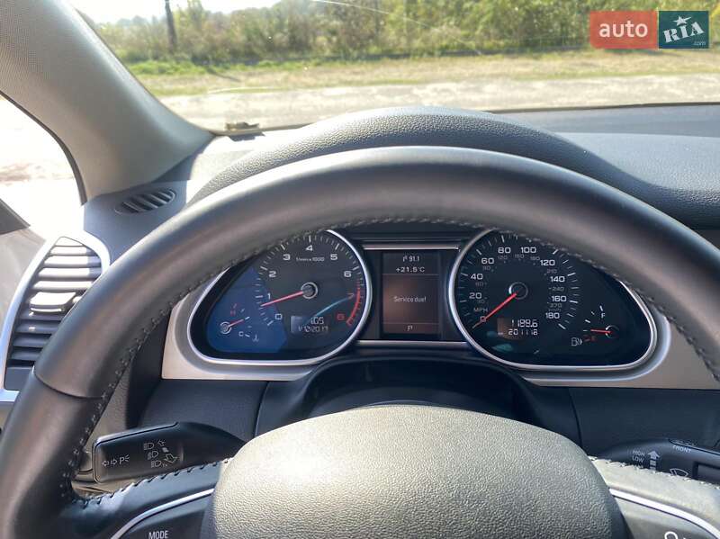 Позашляховик / Кросовер Audi Q7 2015 в Миколаєві