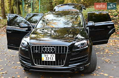 Внедорожник / Кроссовер Audi Q7 2015 в 