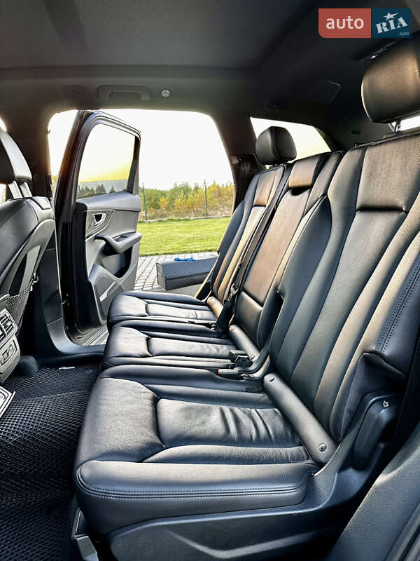 Внедорожник / Кроссовер Audi Q7 2017 в Ровно фото 24 Внедорожник / Кроссовер Audi Q7 2017 в Ровно