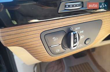 Внедорожник / Кроссовер Audi Q7 2017 в 