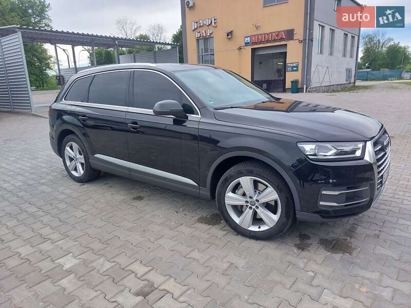 Позашляховик / Кросовер Audi Q7 2015 в Івано-Франківську