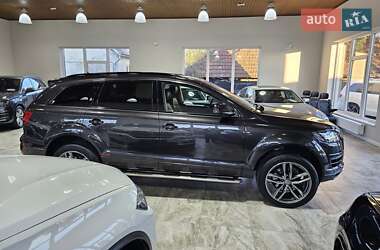 Внедорожник / Кроссовер Audi Q7 2012 в 