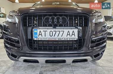 Внедорожник / Кроссовер Audi Q7 2012 в 