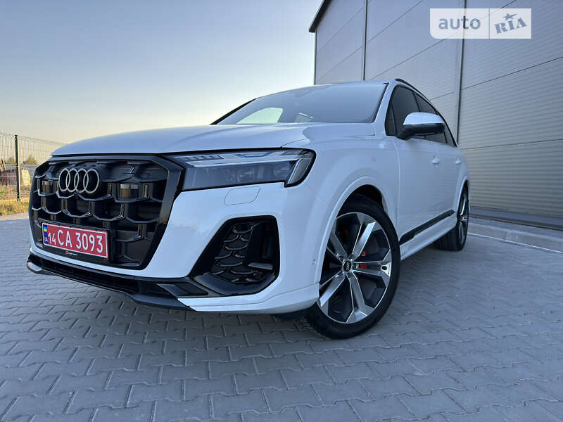 Внедорожник / Кроссовер Audi Q7 2025 в Ивано-Франковске