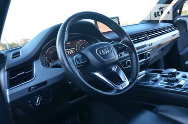 Позашляховик / Кросовер Audi Q7 2015 в Дрогобичі