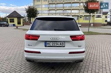Внедорожник / Кроссовер Audi Q7 2018 в 