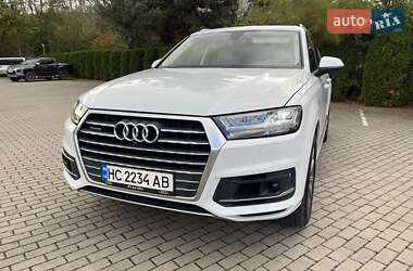 Внедорожник / Кроссовер Audi Q7 2018 в 