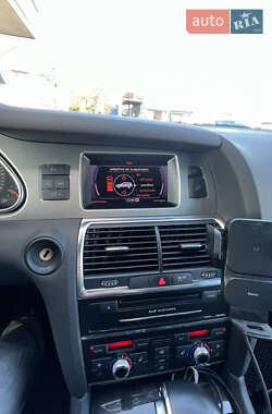 Внедорожник / Кроссовер Audi Q7 2013 в Киеве
