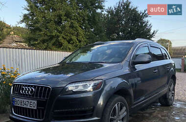 Внедорожник / Кроссовер Audi Q7 2015 в 