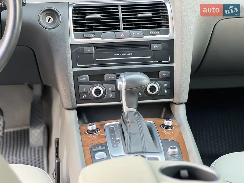 Audi Q7 2014