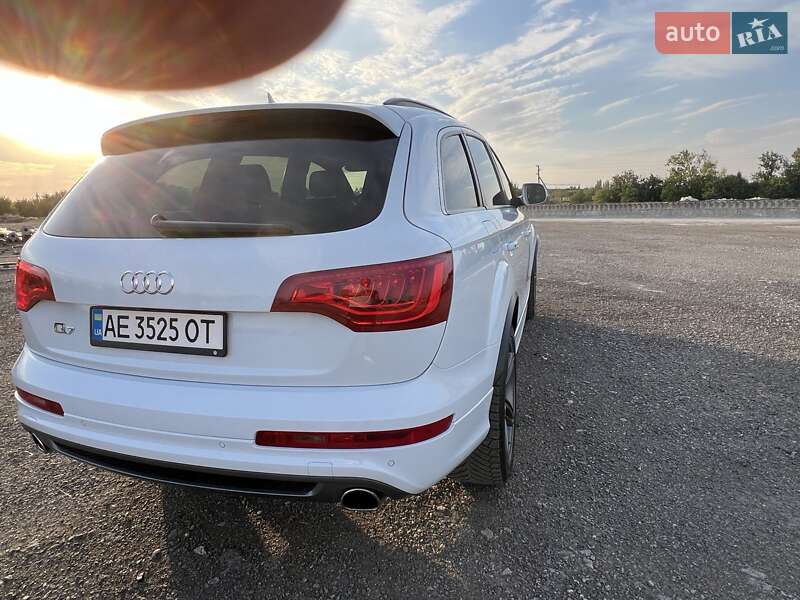 Внедорожник / Кроссовер Audi Q7 2013 в Днепре