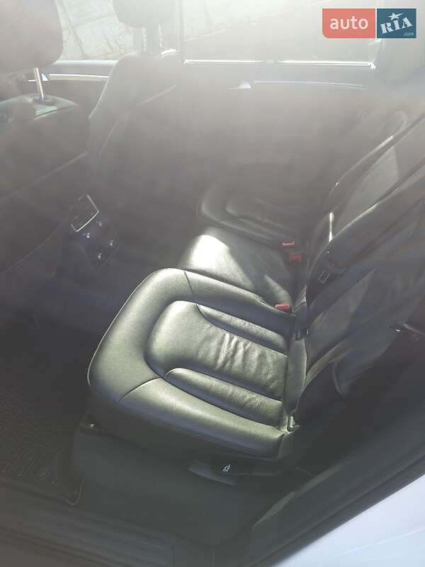Позашляховик / Кросовер Audi Q7 2010 в Запоріжжі