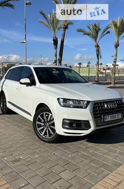 Внедорожник / Кроссовер Audi Q7 2015 в Киеве