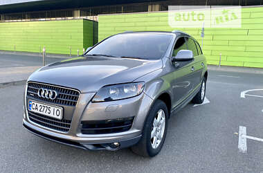 Позашляховик / Кросовер Audi Q7 2012 в Києві