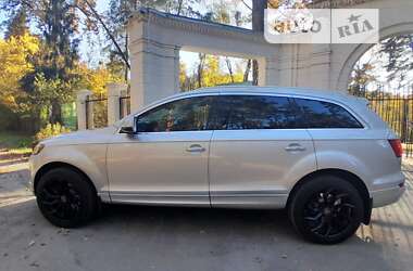 Позашляховик / Кросовер Audi Q7 2013 в Києві