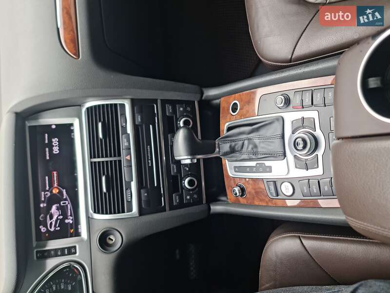 Позашляховик / Кросовер Audi Q7 2014 в Києві