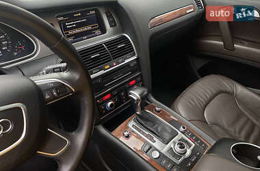 Внедорожник / Кроссовер Audi Q7 2014 в 