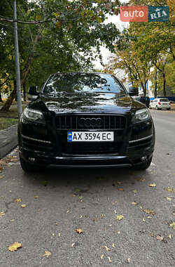 Внедорожник / Кроссовер Audi Q7 2013 в Днепре