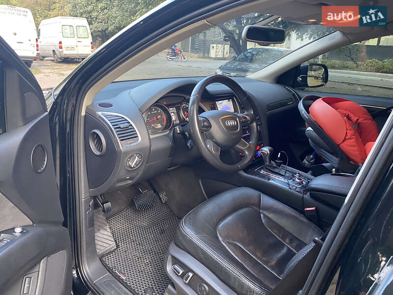 Позашляховик / Кросовер Audi Q7 2014 в Дніпрі фото 6 Позашляховик / Кросовер Audi Q7 2014 в Дніпрі