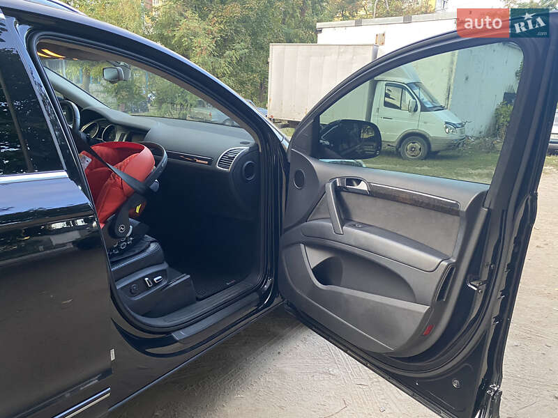 Позашляховик / Кросовер Audi Q7 2014 в Дніпрі фото 13 Позашляховик / Кросовер Audi Q7 2014 в Дніпрі