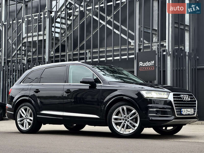 Внедорожник / Кроссовер Audi Q7 2018 в Киеве