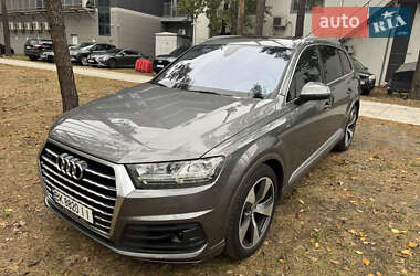 Внедорожник / Кроссовер Audi Q7 2015 в Киеве