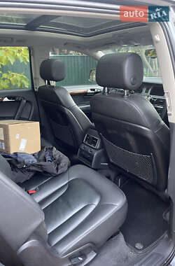 Внедорожник / Кроссовер Audi Q7 2015 в Миргороде