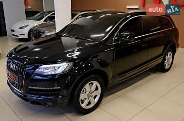 Позашляховик / Кросовер Audi Q7 2013 в Одесі