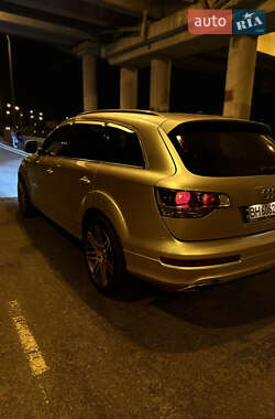 Внедорожник / Кроссовер Audi Q7 2007 в Одессе