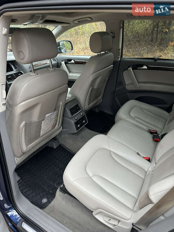 Внедорожник / Кроссовер Audi Q7 2012 в Харькове