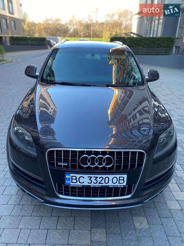 Позашляховик / Кросовер Audi Q7 2011 в Івано-Франківську