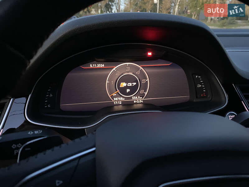 Позашляховик / Кросовер Audi Q7 2017 в Львові