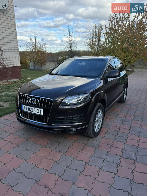 Позашляховик / Кросовер Audi Q7 2014 в Козятині