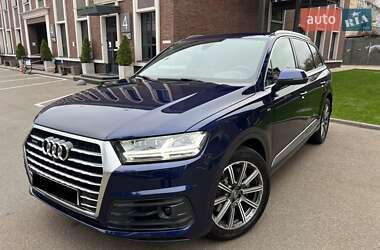 Внедорожник / Кроссовер Audi Q7 2019 в 