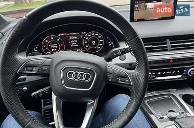 Внедорожник / Кроссовер Audi Q7 2019 в 