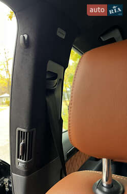 Позашляховик / Кросовер Audi Q7 2013 в 