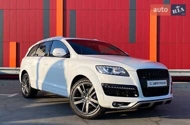 Позашляховик / Кросовер Audi Q7 2012 в Києві