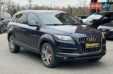 Позашляховик / Кросовер Audi Q7 2014 в Чернівцях