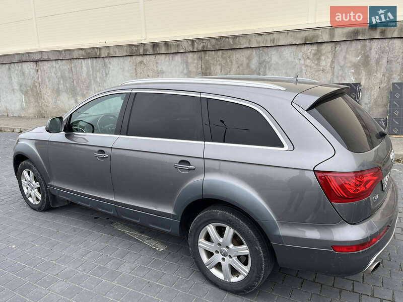 Позашляховик / Кросовер Audi Q7 2011 в Львові