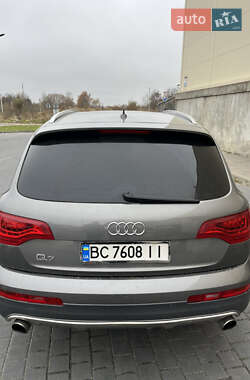 Внедорожник / Кроссовер Audi Q7 2011 в 