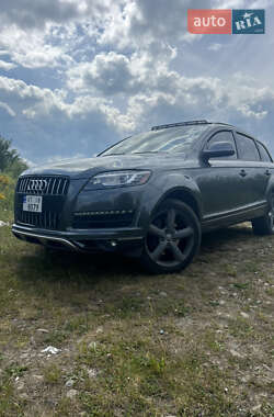 Позашляховик / Кросовер Audi Q7 2015 в 