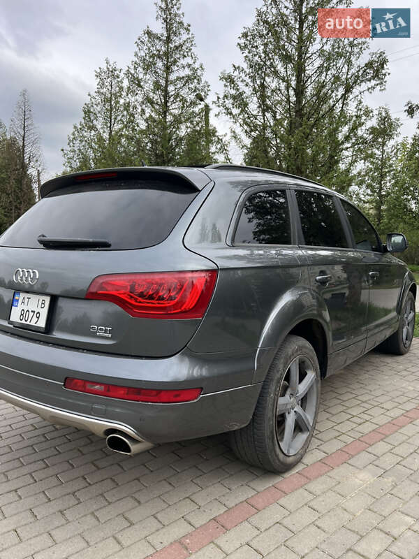 Внедорожник / Кроссовер Audi Q7 2015 в Рожнятове