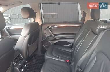 Позашляховик / Кросовер Audi Q7 2012 в 