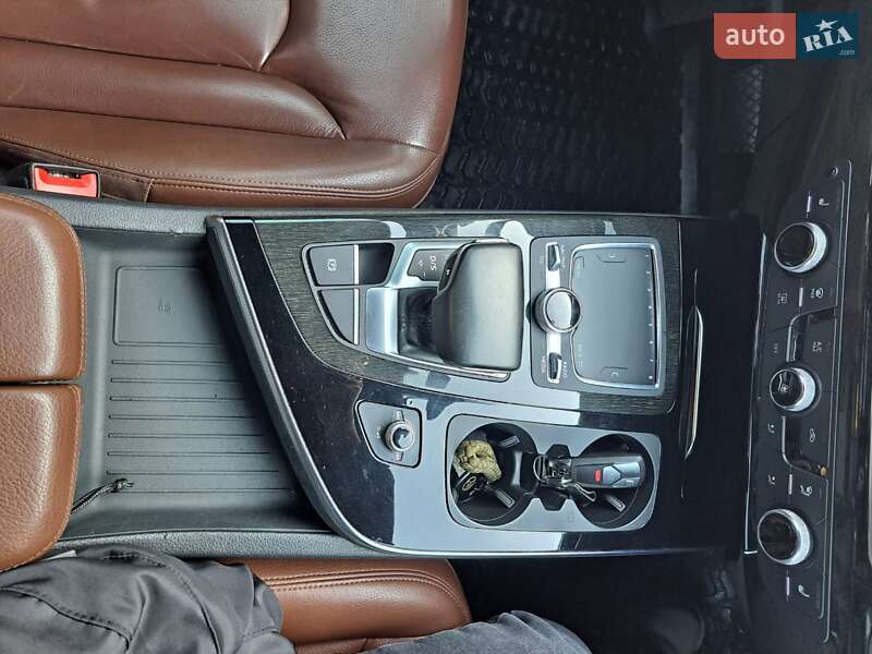Позашляховик / Кросовер Audi Q7 2018 в Миколаєві