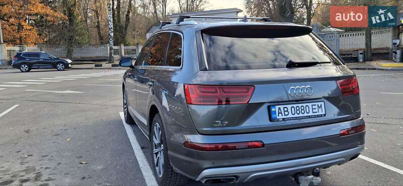 Позашляховик / Кросовер Audi Q7 2019 в Вінниці