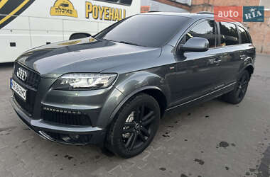 Внедорожник / Кроссовер Audi Q7 2011 в 