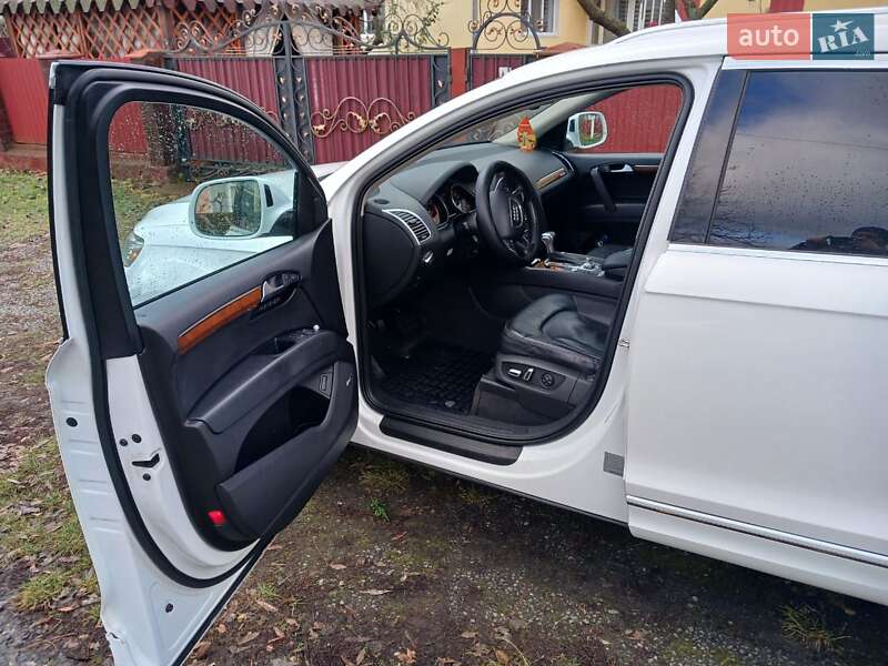 Внедорожник / Кроссовер Audi Q7 2014 в Староконстантинове