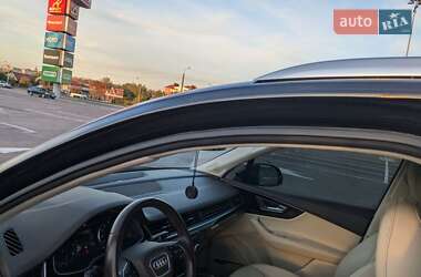 Внедорожник / Кроссовер Audi Q7 2018 в 