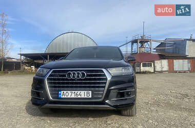 Внедорожник / Кроссовер Audi Q7 2018 в Тячеве