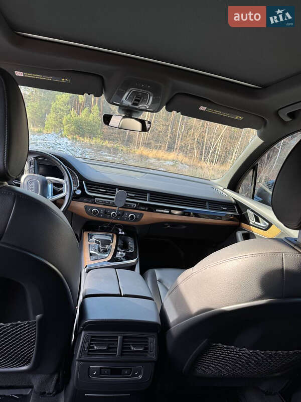 Внедорожник / Кроссовер Audi Q7 2016 в Ковеле